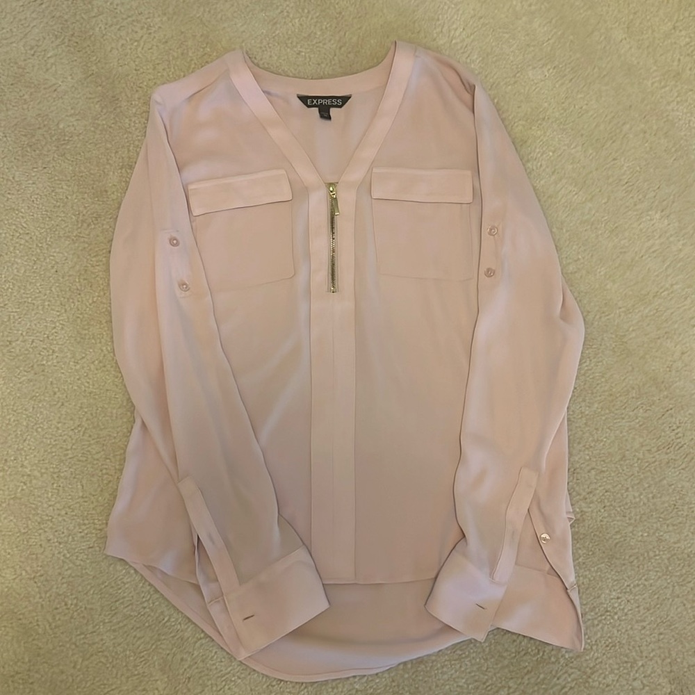Express. Size XS. Long sleeve shirt with zipper.